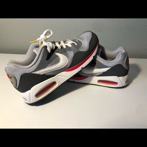 Nike Airmax Correlate Livestrong